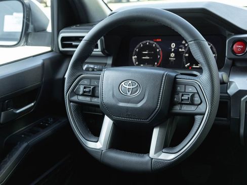 New 2026 Toyota Tacoma TRD Off-Road AWD/4WD image 13