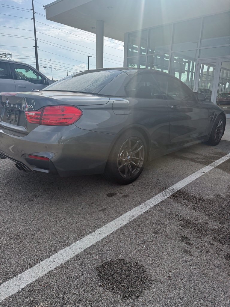 Used 2015 BMW M4 Convertible RWD image 2
