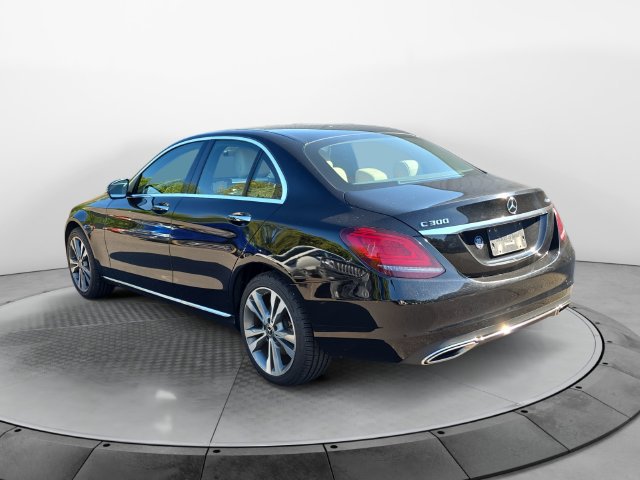 Used 2019 Mercedes-Benz C 300 4MATIC Sedan image 3