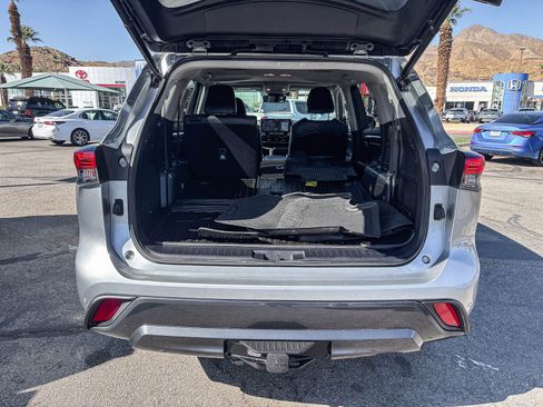 Used 2021 Toyota Highlander Limited AWD/4WD image 15