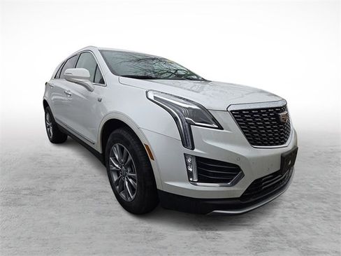 Certified 2023 Cadillac XT5 Premium Luxury image 2