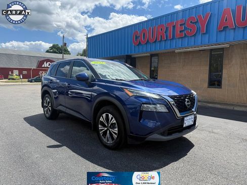 Used 2022 Nissan Rogue SV AWD/4WD image 1