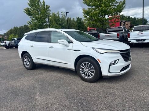 Used 2024 Buick Enclave Essence w/ Trailering Package, 5000 lbs. AWD/4WD image 3