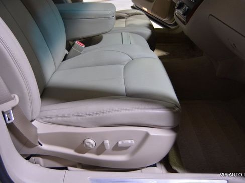 Used 2007 Cadillac DTS Luxury I w/ Trunk Convenience Package image 18