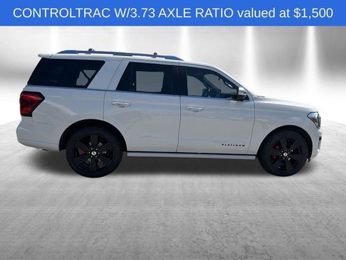 Used 2023 Ford Expedition Platinum AWD/4WD image 7