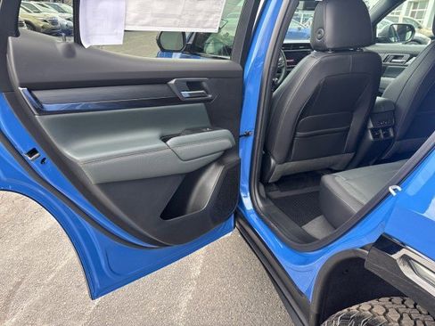 New 2026 GMC Terrain AT4 w/ Convenience Package III image 30