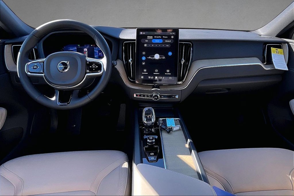 New 2026 Volvo XC60 B5 Plus w/ Climate Package AWD/4WD image 6
