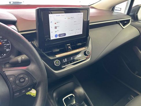 Used 2025 Toyota Corolla LE FWD image 22