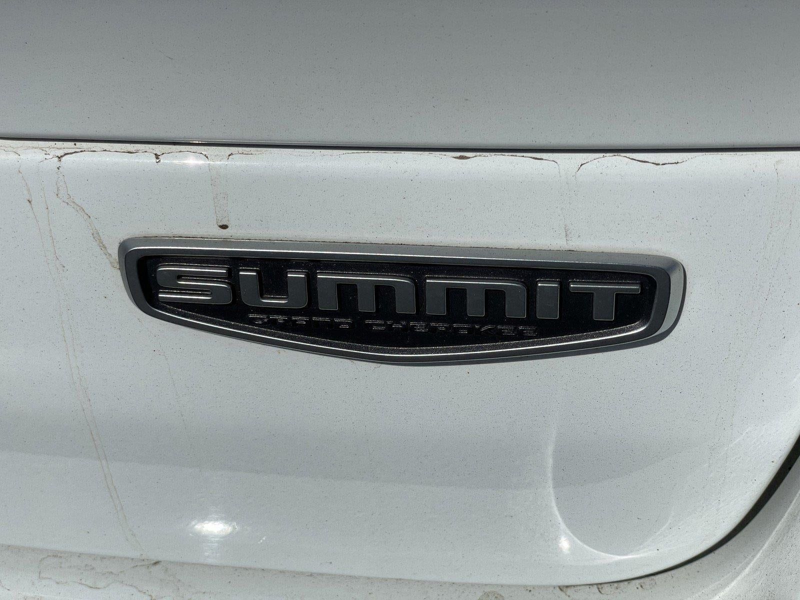 Used 2023 Jeep Grand Cherokee Summit w/ Adv Protech Group IV AWD/4WD image 64