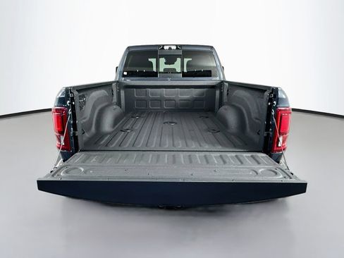 Used 2025 RAM 2500 Big Horn RWD image 29