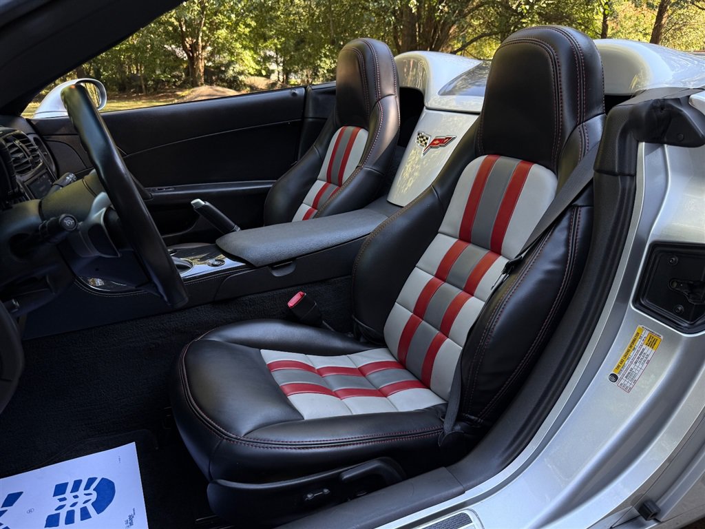 Used 2011 Chevrolet Corvette Grand Sport w/ Preferred Equipment Group RWD image 53