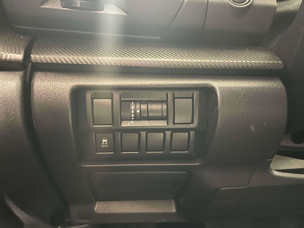 Used 2018 Subaru Impreza 2.0i AWD/4WD image 17