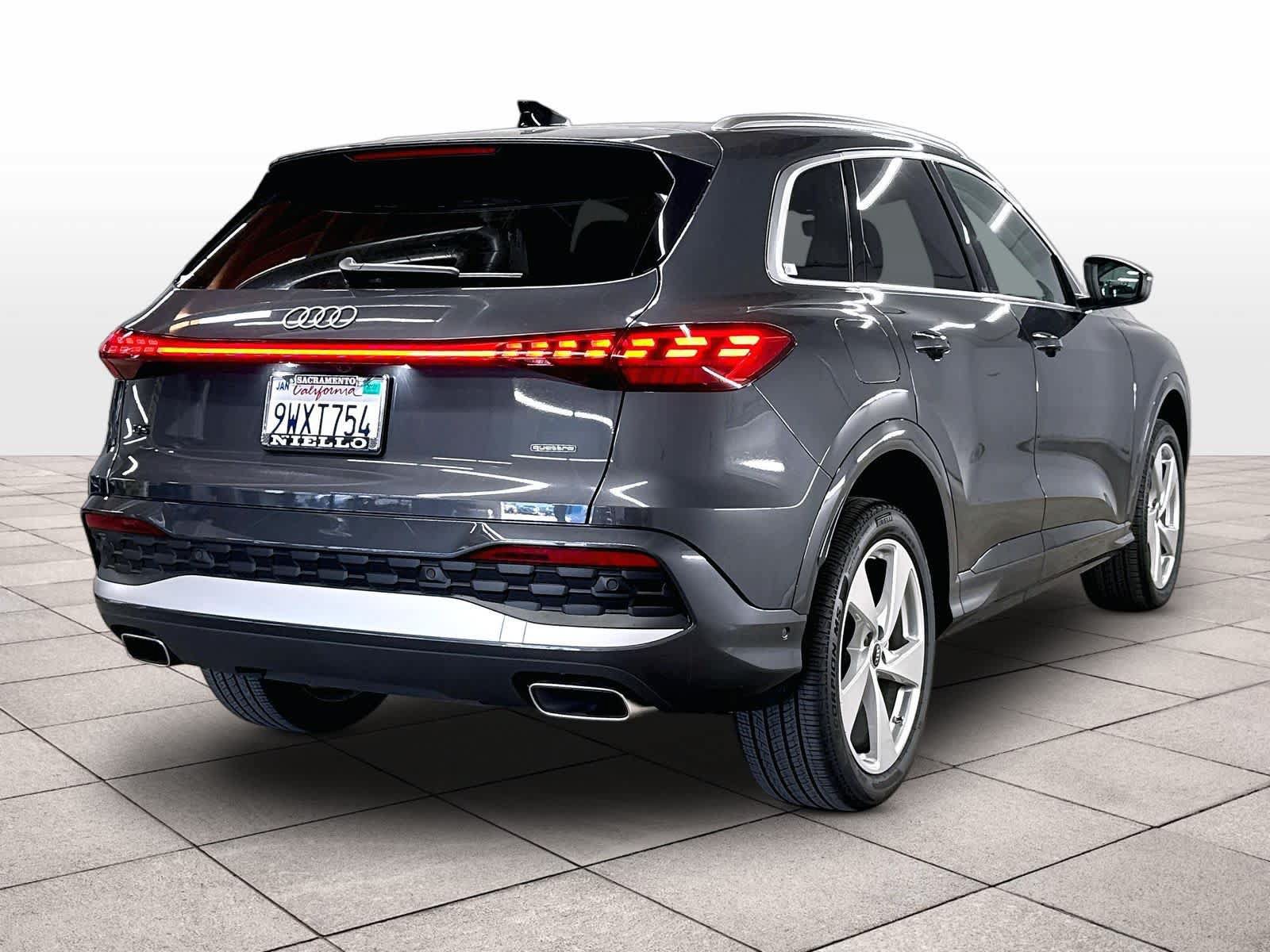 Certified 2025 Audi Q5 Premium w/ Premium Plus AWD/4WD image 15