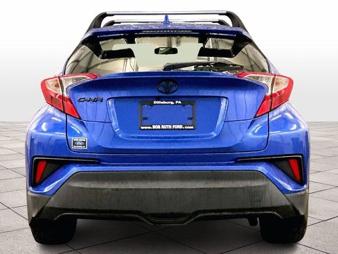 Used 2020 Toyota C-HR XLE image 4