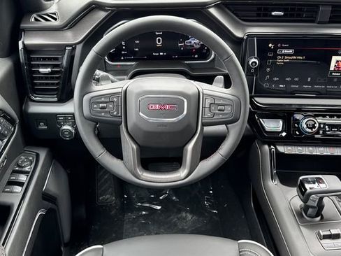 New 2026 GMC Sierra 1500 AT4X w/ LPO, Black Badging Package AWD/4WD image 16