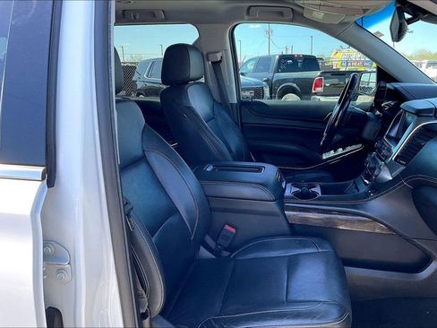 Used 2018 Chevrolet Suburban LT w/ Texas Edition Package image 30
