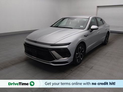 Used 2025 Hyundai Sonata SEL FWD image 1