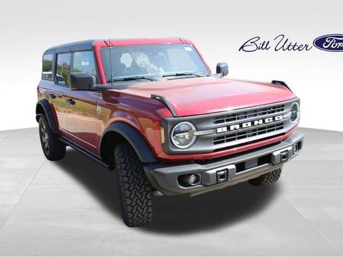 New 2025 Ford Bronco Big Bend w/ Black Diamond Package image 2