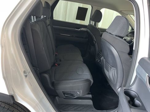 Used 2023 Hyundai Palisade SE w/ Cargo Package AWD/4WD image 22