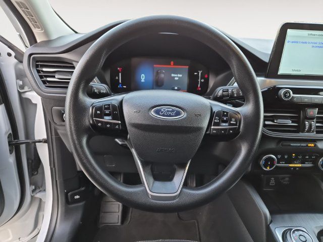 Used 2025 Ford Escape Active AWD/4WD image 13