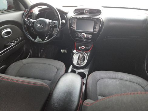 Used 2019 Kia Soul + image 20