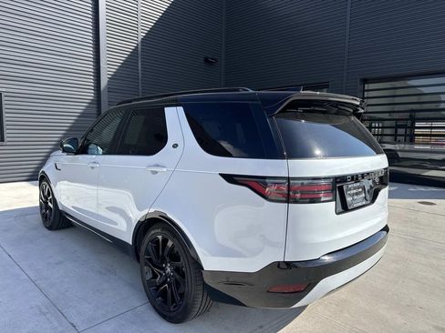 Used 2023 Land Rover Discovery HSE R-Dynamic image 3