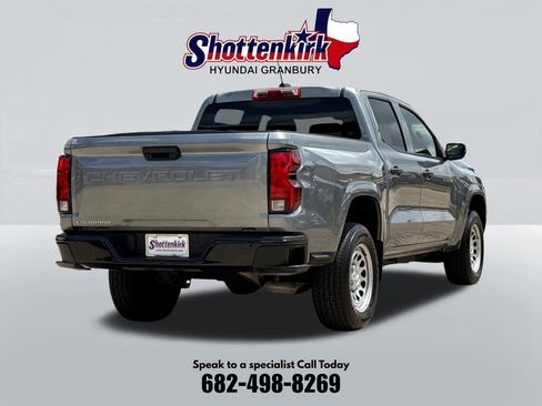Used 2023 Chevrolet Colorado W/T RWD image 6