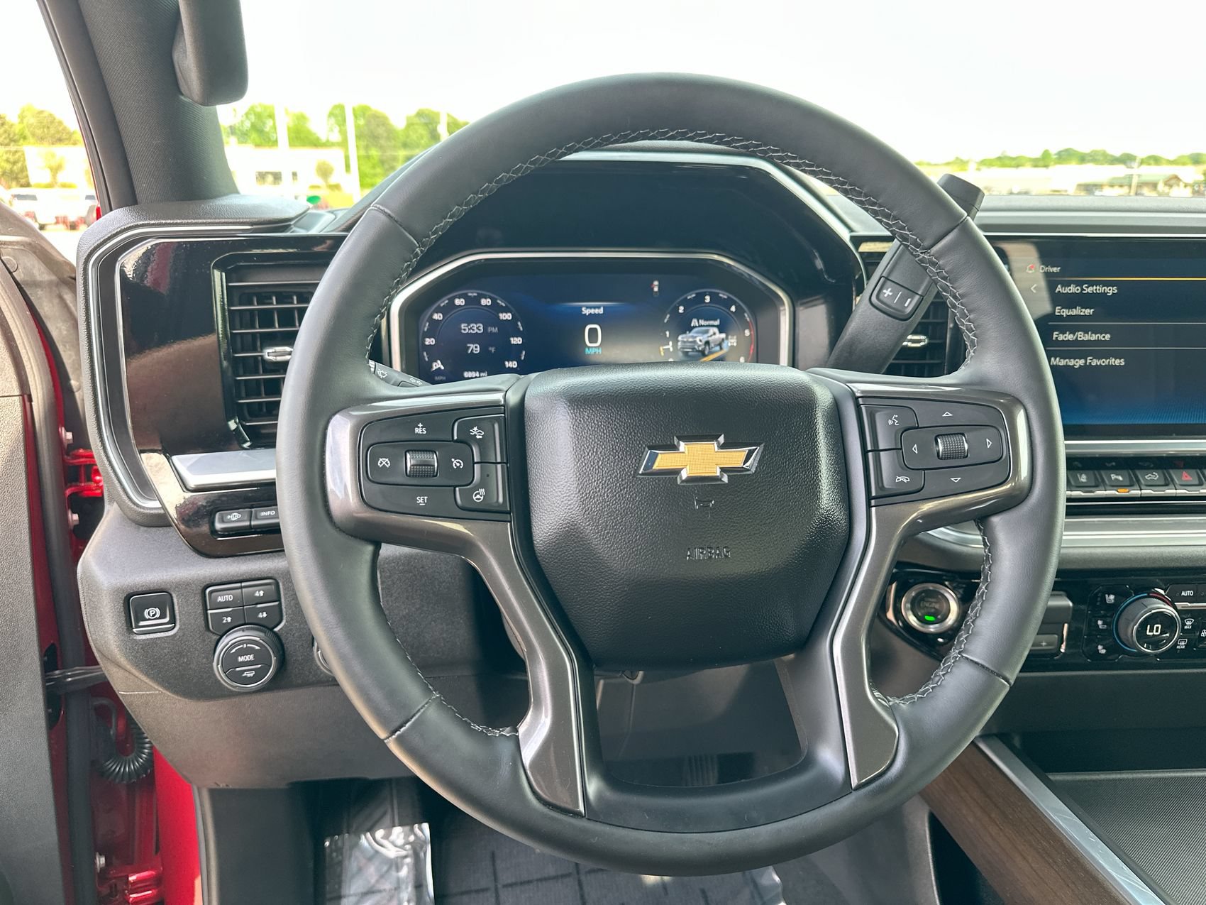 Used 2026 Chevrolet Silverado 2500 High Country w/ High Country Premium Package AWD/4WD image 14