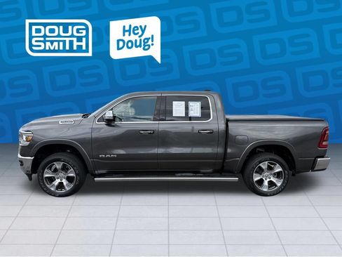 Used 2022 RAM 1500 Laramie AWD/4WD image 2