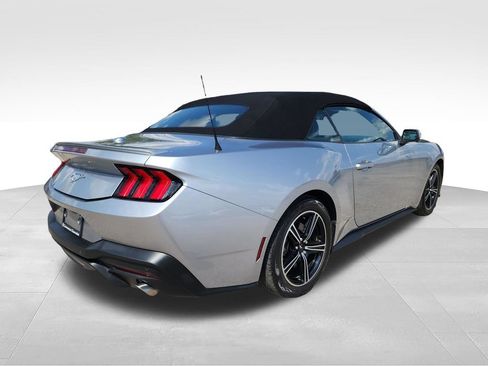 Used 2024 Ford Mustang Premium RWD image 7