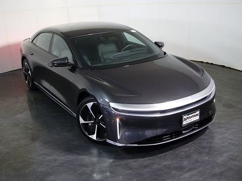 Used 2024 Lucid Air Touring image 7