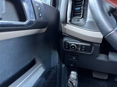 Certified 2023 Ford Bronco Wildtrak AWD/4WD image 33