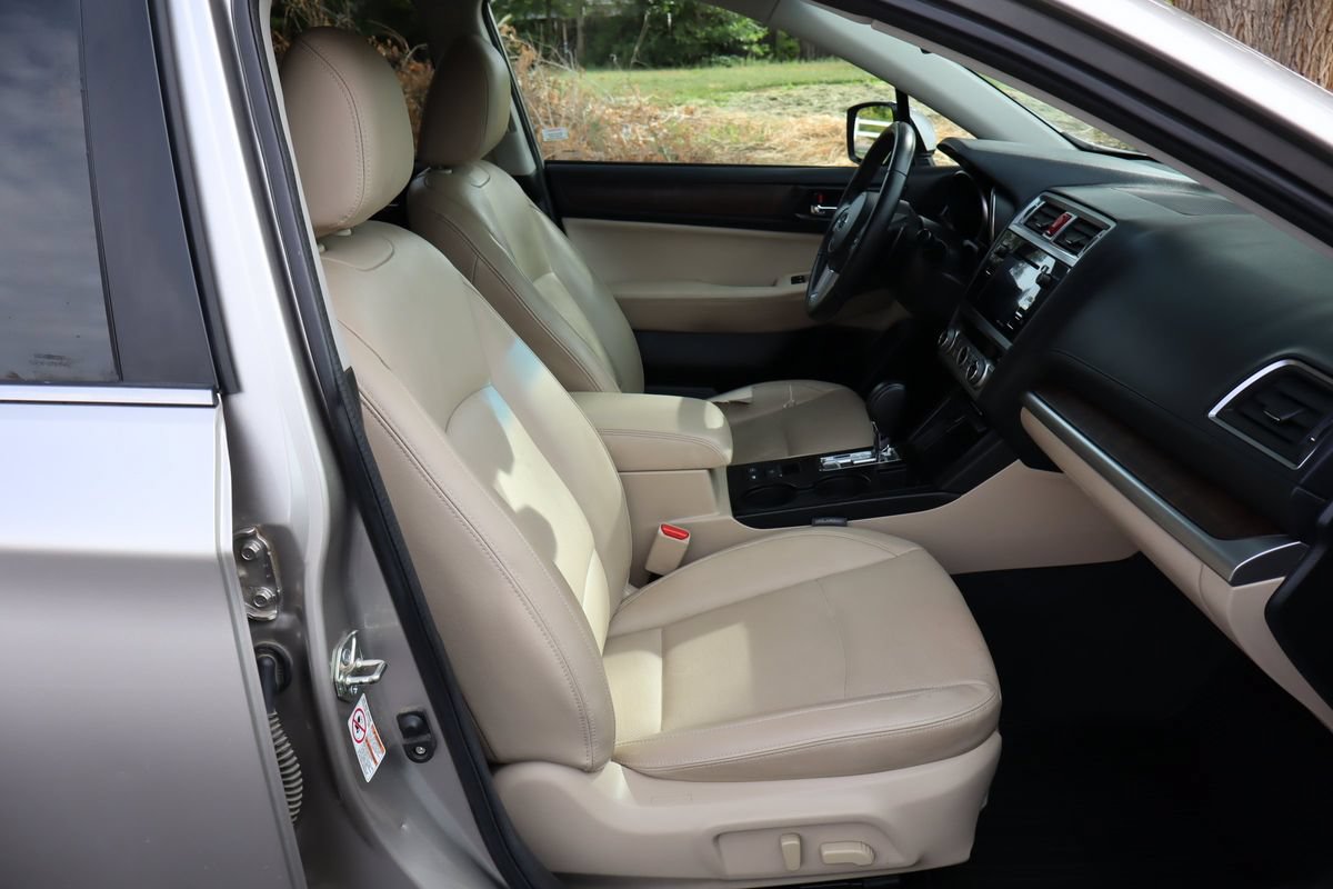 Used 2016 Subaru Outback 2.5i Limited AWD/4WD image 22