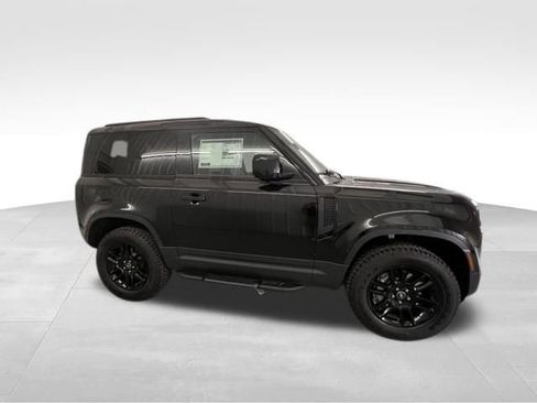 New 2025 Land Rover Defender 90 S image 4