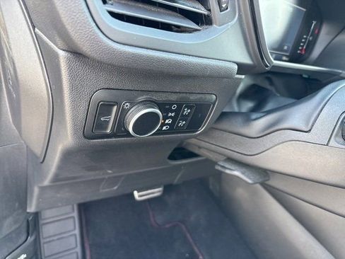 Certified 2023 Ford Escape ST-Line w/ Tech Pack #1 AWD/4WD image 26