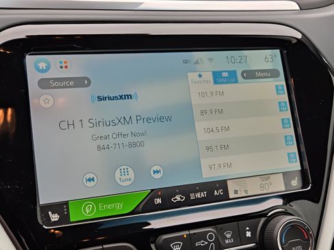 Used 2019 Chevrolet Bolt Premier w/ Infotainment Package image 7