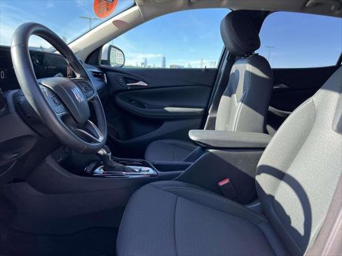 Certified 2025 Buick Encore GX Preferred image 18