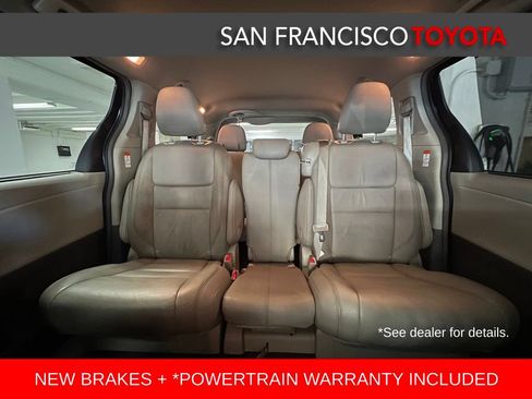 Used 2016 Toyota Sienna XLE Premium FWD image 14