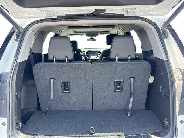 Used 2023 GMC Acadia AT4 w/ Technology Package AWD/4WD image 22