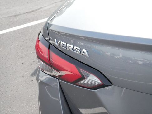 Used 2024 Nissan Versa S w/ Trunk Package FWD image 17