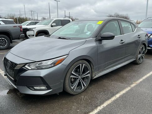 Used 2020 Nissan Sentra SR w/ Electronics Package image 2