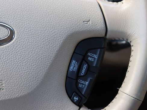 Used 2004 INFINITI Q45 Premium image 21