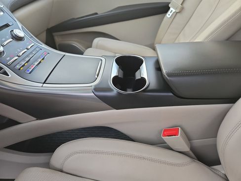 Used 2018 Lincoln MKX Reserve w/ Luxury Package image 22