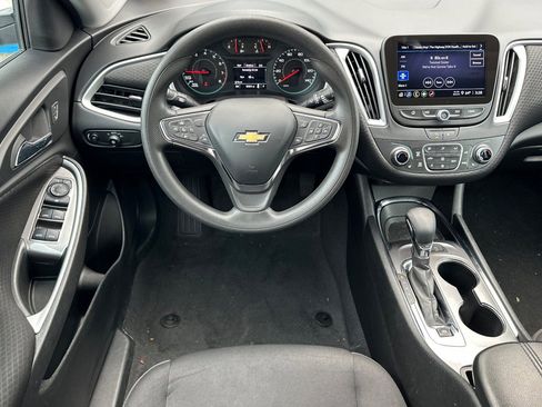 Used 2024 Chevrolet Malibu LT image 15