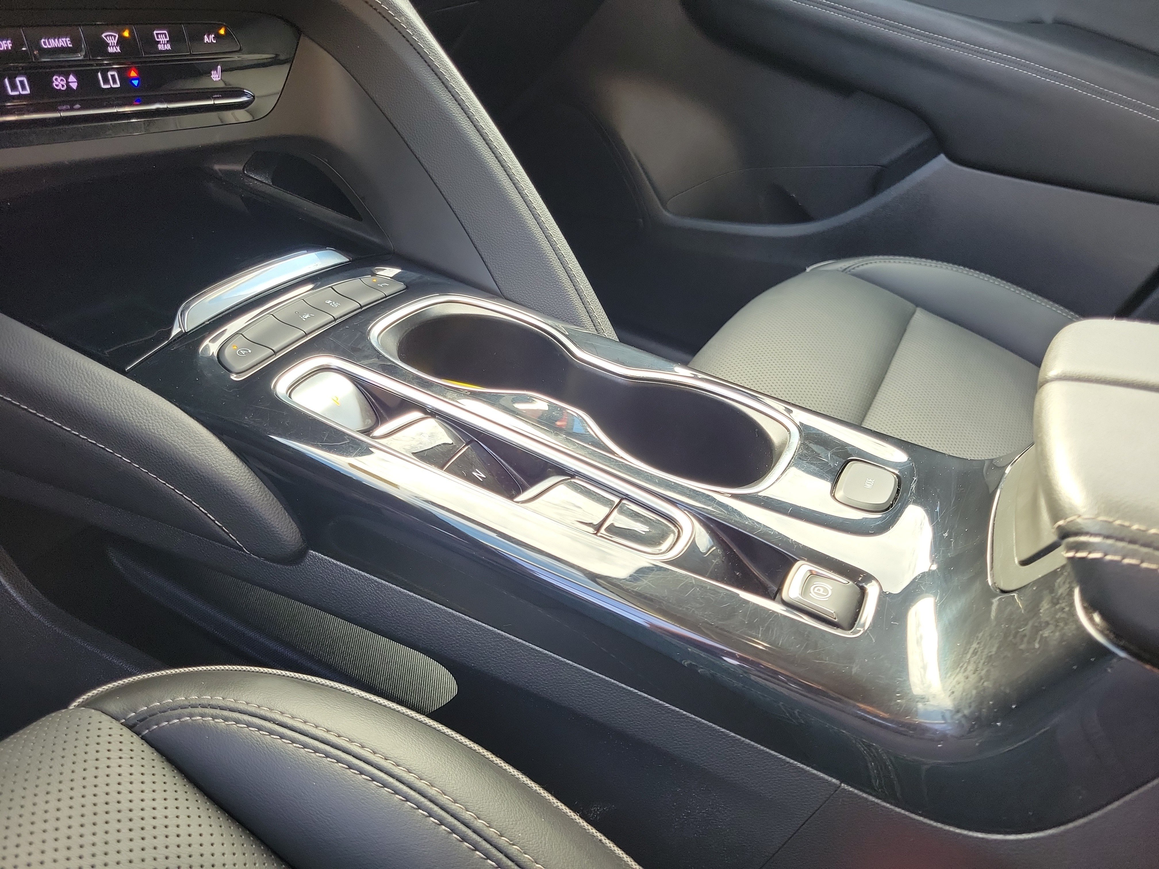 Used 2023 Buick Envision Essence FWD image 29