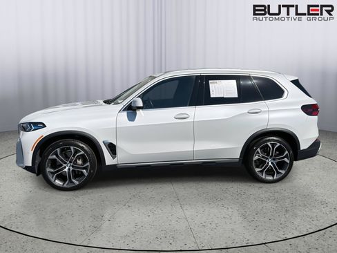 Used 2025 BMW X5 xDrive40i w/ Climate Comfort Package AWD/4WD image 3