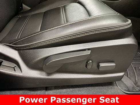 Certified 2020 GMC Canyon Denali image 10