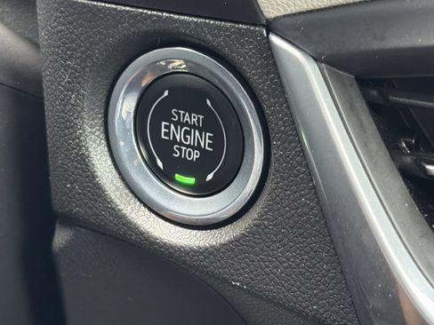 Used 2024 Buick Encore GX Preferred AWD/4WD image 9
