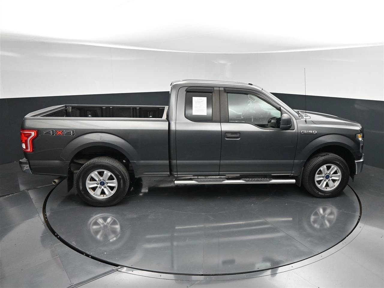 Used 2017 Ford F150 XL w/ Equipment Group 101A Mid AWD/4WD image 22