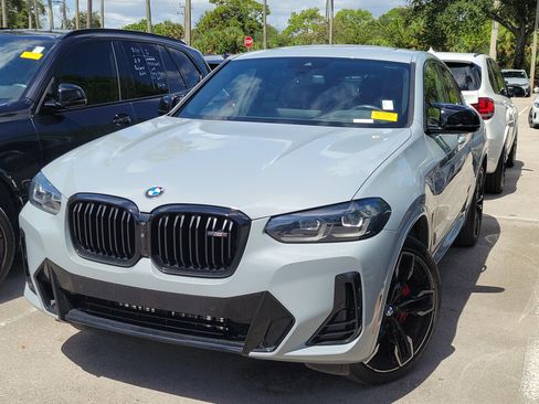 Used 2024 BMW X4 M40i w/ Premium Package AWD/4WD image 3